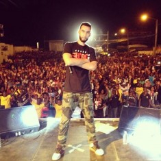La Fouine avec un garde du corps pour se protéger de Booba ?