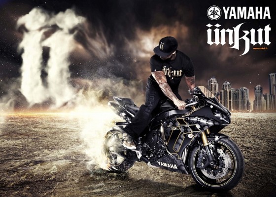 Booba présente la Yamaha R1 Unkut !