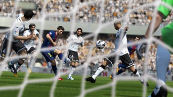FIFA 14 : les premières images avec le PSG, le FC Barcelone et Lionel Messi