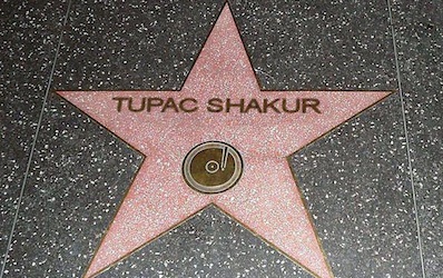 Tupac aura son étoile sur le Walk of Fame d'hollywood