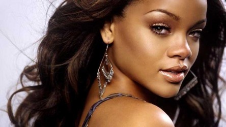 Rihanna danse du twerk sur du T-Pain !