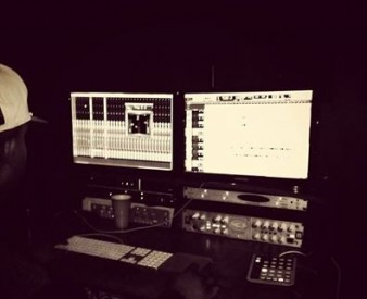 Booba en studio pour son 7ème album prévu pour 2014 Booba en studio pour son 7ème album prévu pour 2014