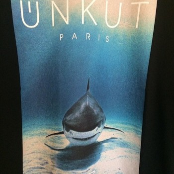 Booba présente le t-shirt Unkut Shark sur Instagram !