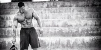 Booba : son coach personnel à Miami, T-Nice clash Kaaris sur Instagram !