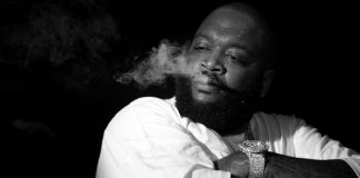 Rick Ross interprète Nobody et BMF en live au Grand Journal