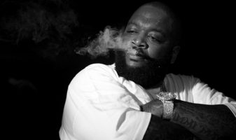 Rick Ross interprète Nobody et BMF en live au Grand Journal