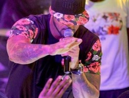 Booba : On ne s’en prend pas à un jeune innocent et encore moins à dix contre un