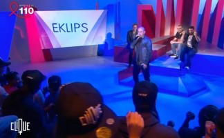 Eklips fait mieux qu'Eminem dans Rap God dans l'émission Clique