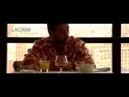 Lacrim en séance photo pour son nouvel album Corleone