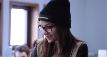 Sindy de la Team BS fait croire à une amie qu’elle est enceinte de Fababy !