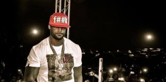Booba poste un selfie avec Luna sur Instagram