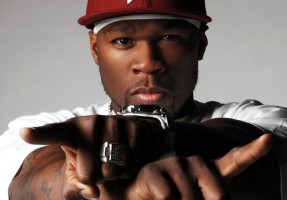 50 Cent clash et met au défi Floyd Mayweather !
