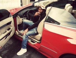 Gradur dévoile son nouveau Sheguey en mode Traction