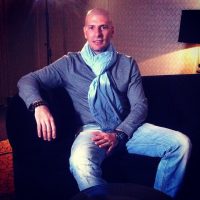 Akhenaton ne rappe pas pour les cons !