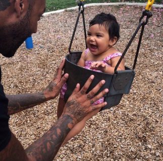 Booba en papa poule avec Luna sur Instagram