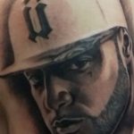 Booba : Un Fan du rappeur se fait tatouer son portrait !