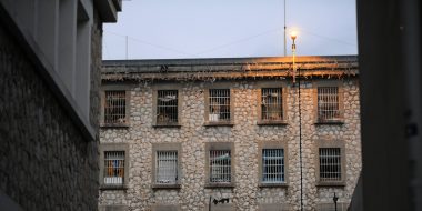 Des détenus de la prison des Baumettes font le buzz avec leur page Facebook