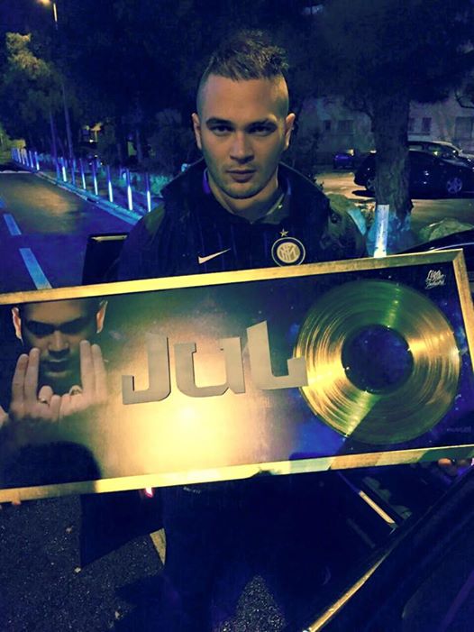 Jul est disque d'or pour la troisième fois en un an !
