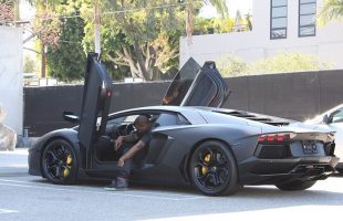 Kanye West, Lil Wayne, Rick Ross, Drake, découvrez leurs bolides !