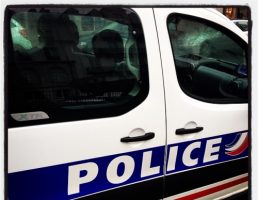 Cannabis, cagoules et fusil à pompe sur le tournage d'un clip de rap, la police intervient !
