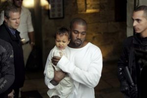Kanye West n'est pas un illuminati !!