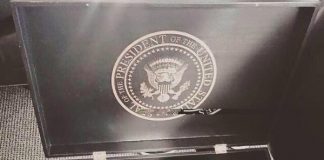 Barack Obama possède sa propre Air Jordan personnalisé par Michael Jordan