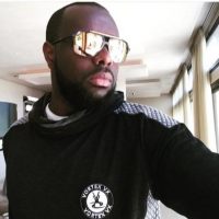 Maître Gims lâche un extrait de MCAR en Anglais : I see you again
