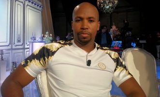 Rohff accuse Booba de faire acheter ses albums par ses potes !