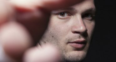 Jul: face à la pression, il déménage et quitte Marseille ?
