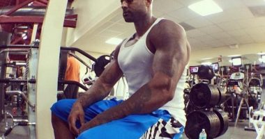Booba moqué sur son physique après une vidéo sur périscope !