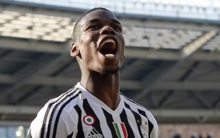 Pogba dédicace Booba en Louboutin !