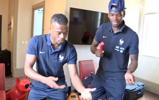 Pogba et Evra s'ambiancent sur du Rap !