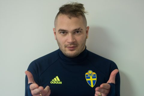 Jul souhaite s'incruster dans FIFA 17 !