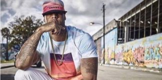 Booba continue de se moquer du rap game et pique Kaaris !
