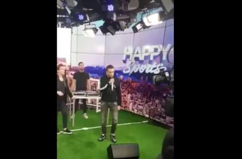 Mister You rappe sur beIN Sport mais se fait arrêter en plein direct !