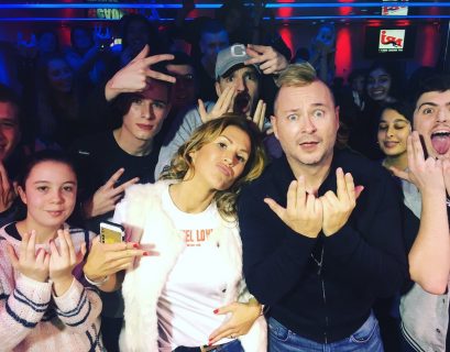 Cauet dévoile sa reprise du titre Ça les dérange de Jul avec Vitaa !