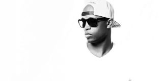 Rohff balance un gros couplet dans son studio ! (Vidéo)