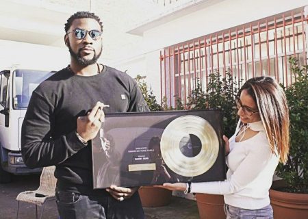 Damso lance sa propre marque de vêtements : Rosemark