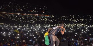 MHD met le feu à Conakry devant plus de 65 000 personnes ! (Vidéo)