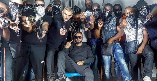 Sofiane et Samat sortent les calibres pour le tournage d'un clip !