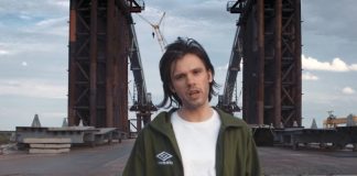 Orelsan en feat avec Damso, Vald, Stromae, Nekfeu ? Il répond !