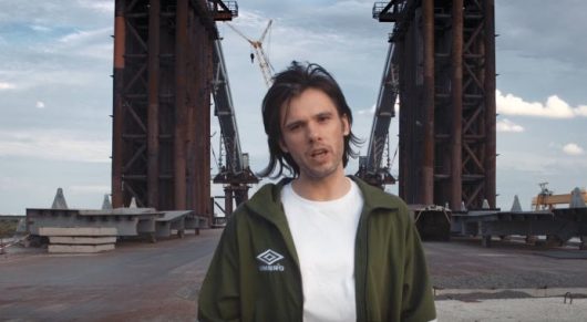 Orelsan en feat avec Damso, Vald, Stromae, Nekfeu ? Il répond !