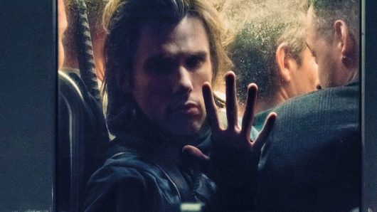 Top Albums de la semaine : Niska détrôné par un autre rappeur ! Orelsan : N°1 du Top Albums, les chiffres des ventes de La fête est finie