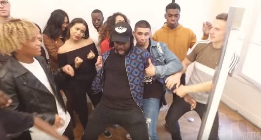 Il parodie le titre « Réseaux » de Niska, des barres de rire ! (Vidéo)