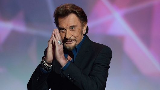 Lacrim, Soprano, Maitre Gims, les rappeurs rendent hommage à Johnny Hallyday !