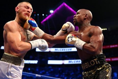 Floyd Mayweather se met au MMA, McGregor se moque sévèrement de lui !