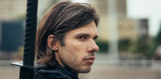 Orelsan survole les Victoires 2018 avec 3 trophées (Vidéo)