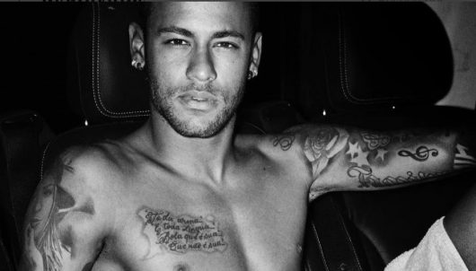 Neymar pose totalement nu avant Real vs PSG (Photo)