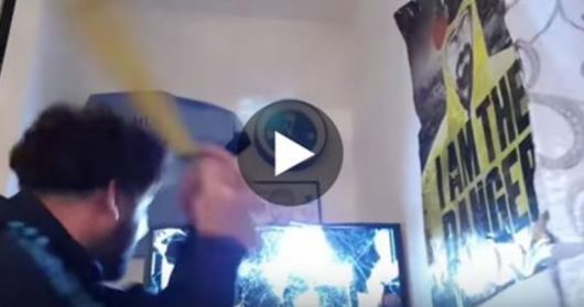 Mohamed Henni très énervé après PSG-OM casse sa télé !