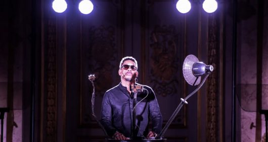 Joey Starr investit l'Assemblée nationale pour défendre les grands textes !